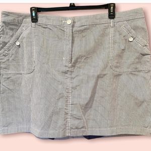 Plus size skort